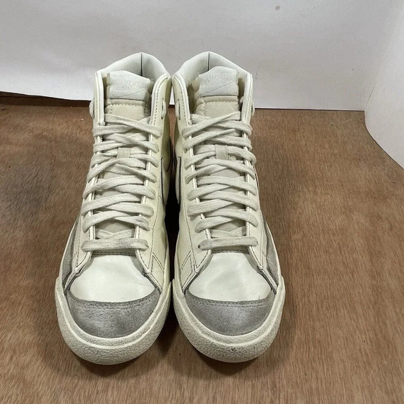 Nike Blazer Mid 77 Women Size 7 Vintage Coconut Milk Off White Hoop CZ1055-116 - Picture 2 of 8